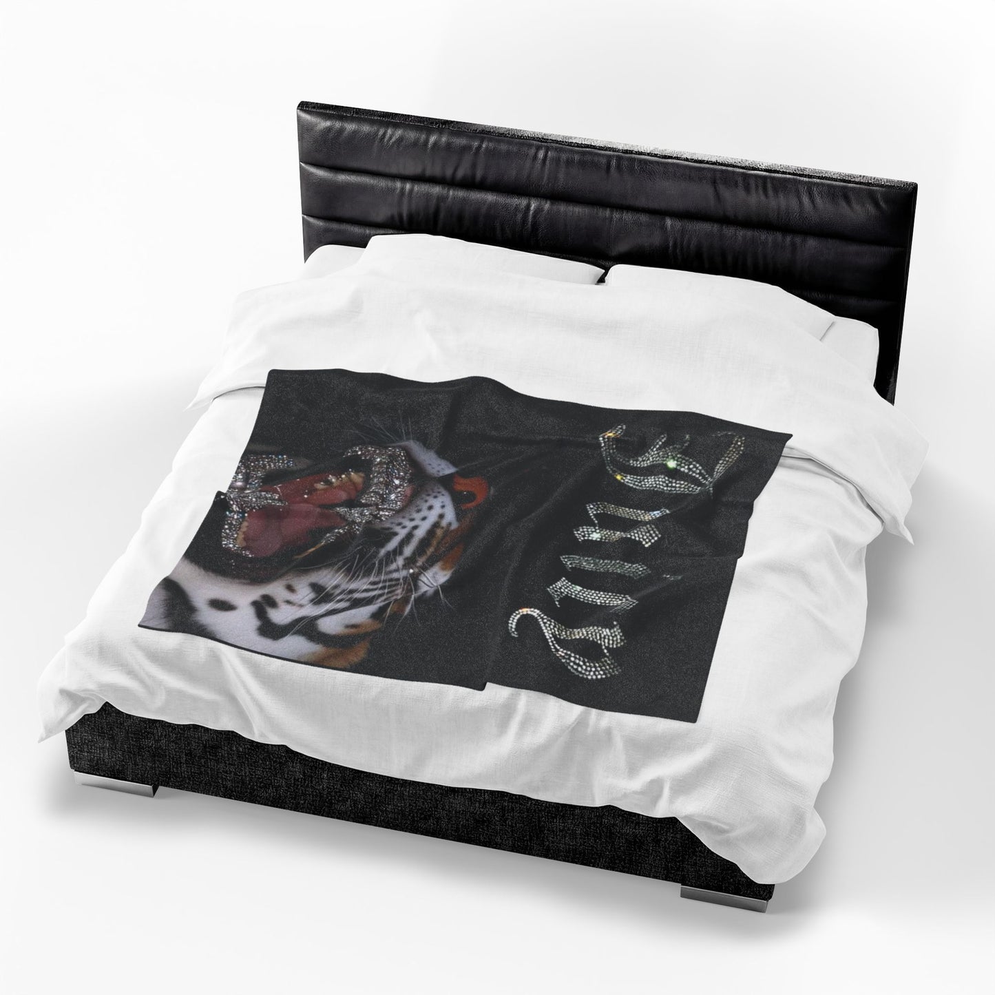 Juicy Tiger Plush blanket