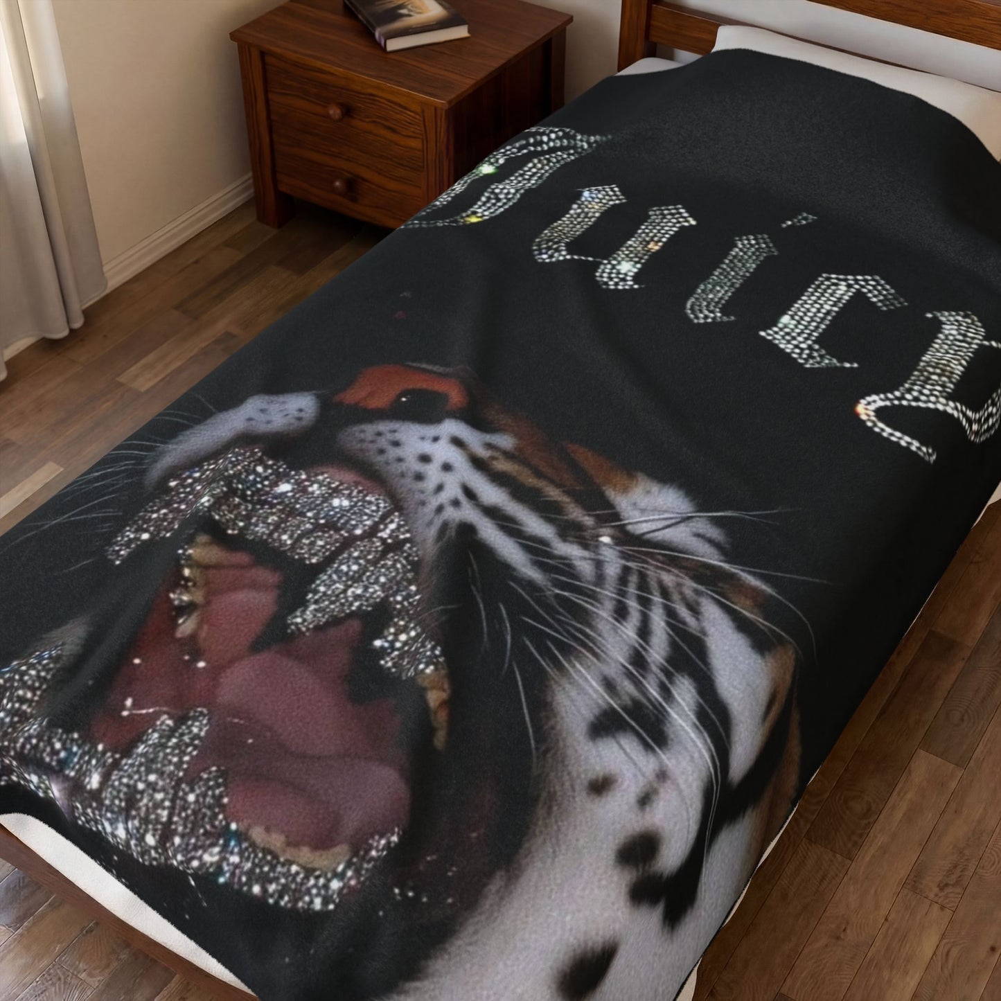 Juicy Tiger Plush blanket