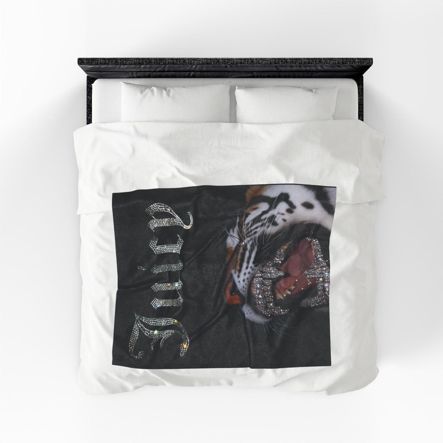 Juicy Tiger Plush blanket
