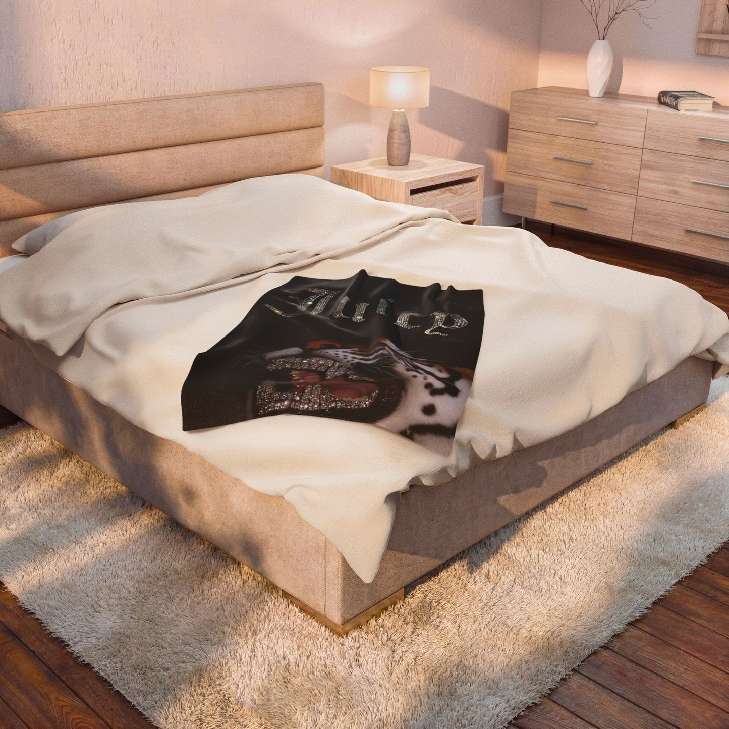 Juicy Tiger Plush blanket