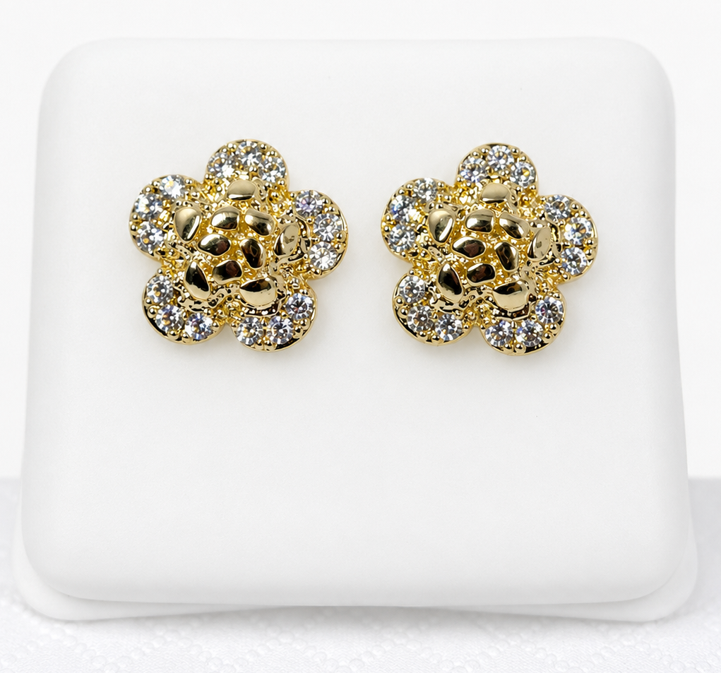 Flower Nugget w/cz -Gold tone